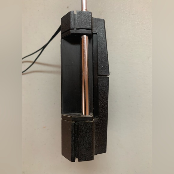 General Electric Model No 7-2506B AM FM Transistor Radio Tested and working - Picture 5 of 8